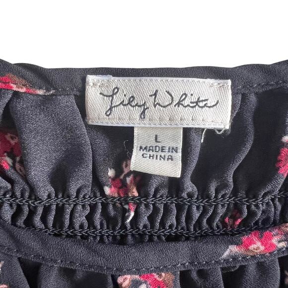 Lily White Black Floral Smocked Peplum Blouse Women’s Size L Puff Sleeve - Picture 6 of 7